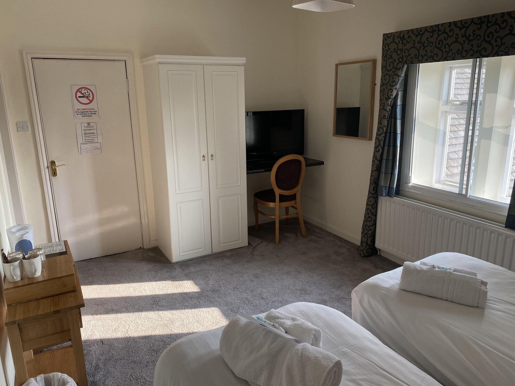The Royal Oak Bed and Breakfast Άσμπερν Εξωτερικό φωτογραφία